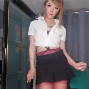 陈小魔：精彩绝版视频片段集，自摸秀、唱歌秀、汽车秀等，精彩性感舞蹈秀