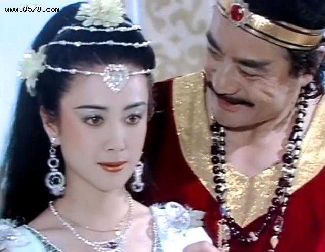 《封神榜》4K高清修复版:苏妲己美貌深入人心,古装神话历史视觉盛宴!