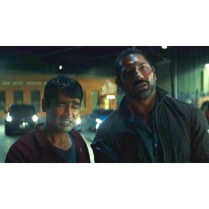 《抢劫巨额赃款，斯科特·阿金斯与杜夫·龙格尔领衔主演的犯罪动作片》《堕落之堡》