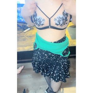 虎牙神秘女神泽美，室外激战久妖站，激发魅力！