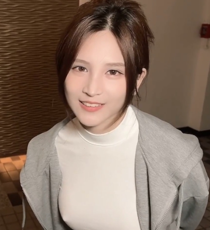 追寻Ashisyourlove艾希:485部视频收藏,倒计时5天迎接学姐演唱会