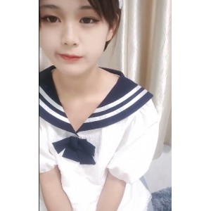 佳佳小宝贝：超可爱小美女热舞有尺度诱惑，5V+3G视频惊艳上贤妗