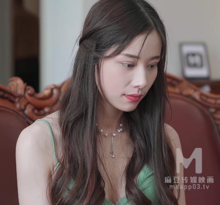 小少妇VS肌肉男：1V-1.6G抖音事件，颜值身材痔疮全揭秘