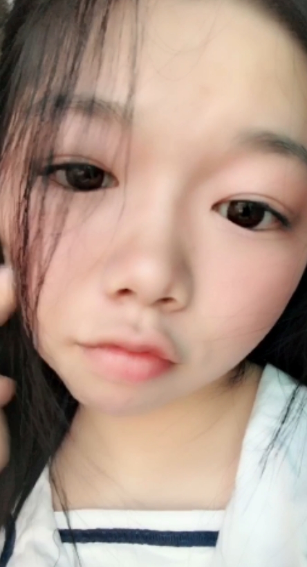 神秘少女:《三寸妹子全集》MP4格式40G影片,深夜神秘诱惑,主角魅力无限