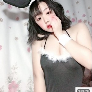 1.抖音neo奶酪：畅享美味的新奶酪体验2.香草少女：清新香草味，带你回到少女时光3.你的学姐视频合集：解锁学姐的独家分享与心得4.黑袜护士服装：时尚护理装扮，