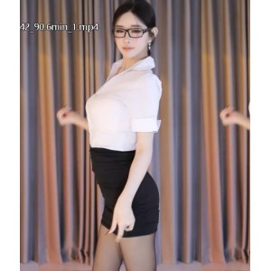 魅力舞者小恩雅：十一月热舞合集
