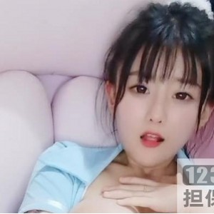 清纯软妹子超亮车头灯，一线天神秘处，烹饪社悠宝！
