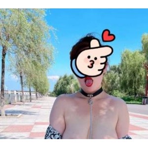 火释放选尤物蜂腰胖臀，反差婊巨R，美臀妹子打粑粑！
