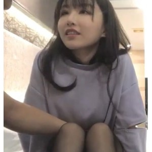 久妖大神探李寻欢清纯美少女1V-303M视频，颜值身材酒窝体位姿势梅开二度！