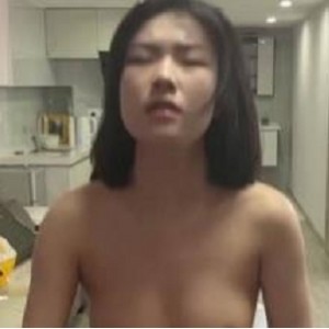 杏吧原创私房危机：漂亮成熟主妇的意外收获，1V872M精彩秘密不容错过！