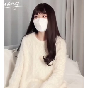 米娜学姐精选福利姬：无毛妹子美艳之极，令人发指的性感抹胸裙和比基尼