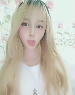 体验不一样的网红之旅,精选网红女神奶思的视频资源合集