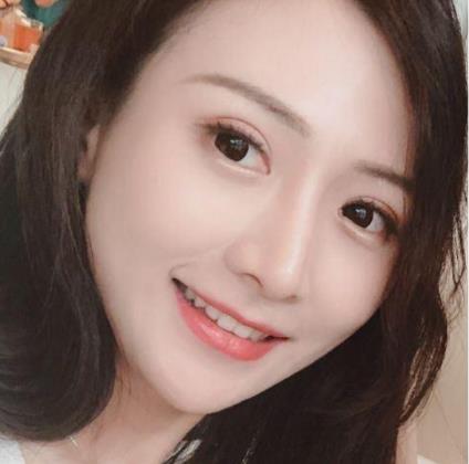 精选美女与男友的噼里啪啦：聊城小仙洋的精选颜值与身材，1V99M的爱情视频