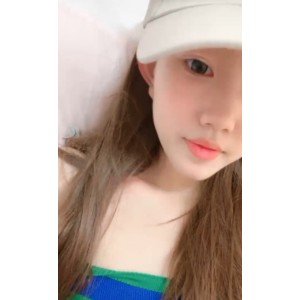 时尚黑框眼镜双马尾乔乔妹妹视频合集，总时长18.4G，收cang+du家标记，百度ED2K同步更新