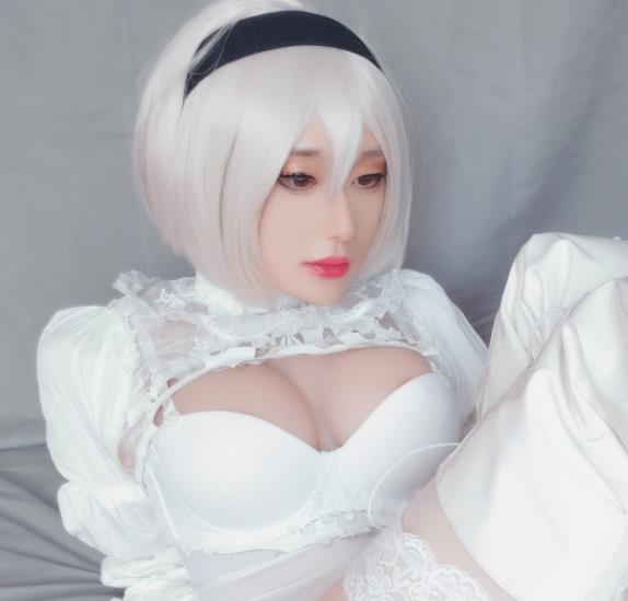 TS十月小哀COS合集：19v8.3G，网红COSPLAY精彩表现！