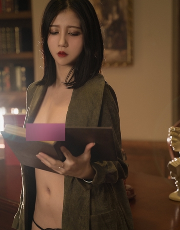 绝美小姐姐Cazi姬纪作品集,115张1.02G,颜值身材完美无缺