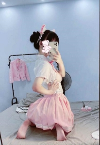 超粉嫩甜美小仙女芊芊qianfff精品合集[4V-308MB]