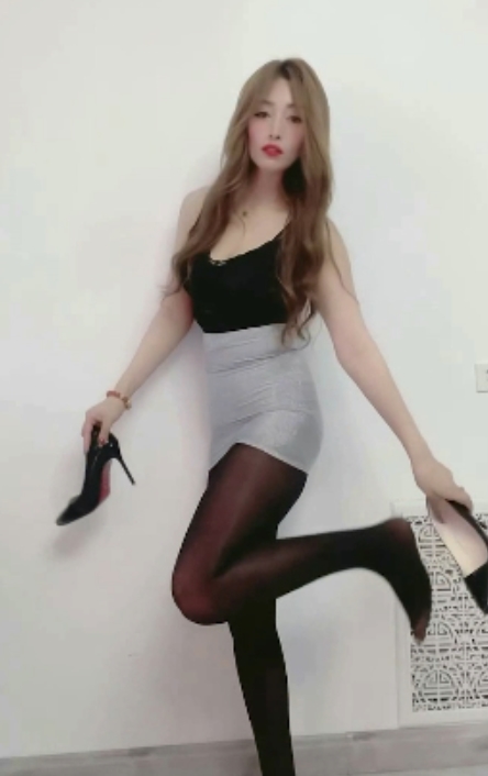 刘大美人定制福利小合集18V815MB,百度盘下载,精彩不容错过