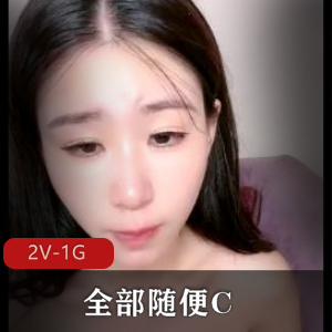 稀缺美女成群自拍视频，男主幸运互T互动，颜值身材惊艳，三小时观看不停！