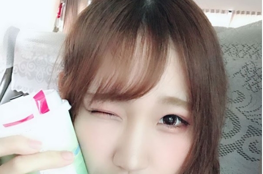 可爱表情包合集：咬嘴唇、瞪眼、眨眼、撅嘴，卖萌