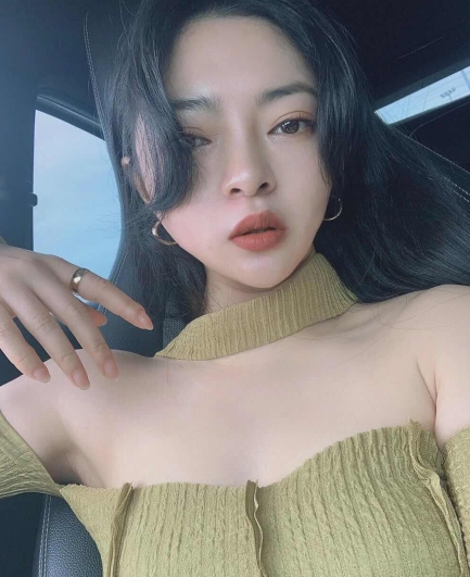 火辣尤物:某单位健身小姐姐的火辣身材(视频+照片)