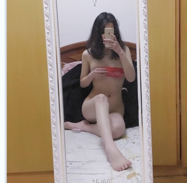 4V-122M某推超人气粉嫩妹子美女罗莉精彩瞬间:粉嫩浮力姬、软软的露西、混血感小光“阴”、馒头鲍、温泉退圈等