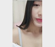 初音漫漫少女心：活泼可爱的少女，动人歌声，感受少女心的漫漫路。