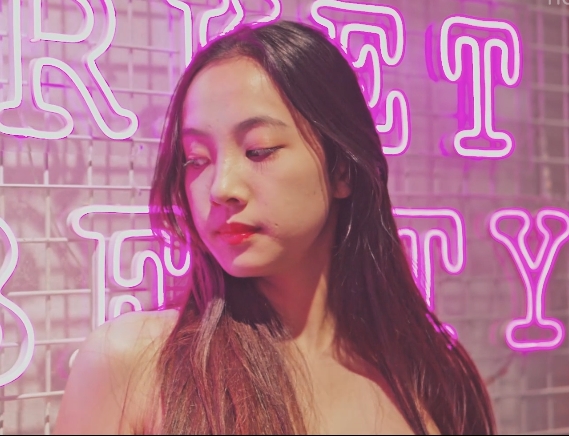《精选浮力姬Qinweiyingjie捷哥稀缺资源散播合集,让你感受魅力无限的演技与百万粉丝的赚钱外快》