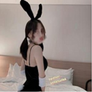 最新韩国某推极品反差萌妹，火辣身材，瑜伽老师littlesulaa