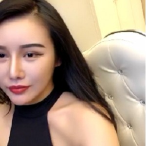最新曾经微博爆红网红主播洋大葱复出资源