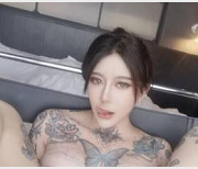 最新万人求购火爆一时的某推网红龙猫夫妇