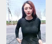 最新快手戴眼镜已婚少女（大小姐姐）