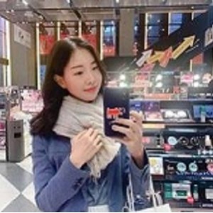 最新网爆门事件 Onlyfans韩国美女医生和黑人宇航员