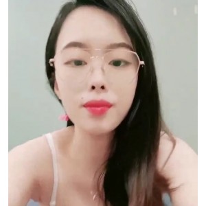 高中英语老师主播一线天名器具喷水视频