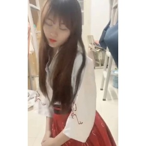 大四妹子宿舍生活视频合集，12V电源，4.16G精彩瞬间，快来收藏！