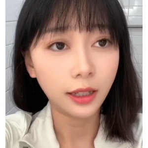 百度私拍甜美黑猫露娜最新合集1346V21G，家政面试