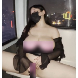 推特网红大罩杯女神九儿温柔妹妹定制私拍1V793M，摩天轮展示，百度云下载