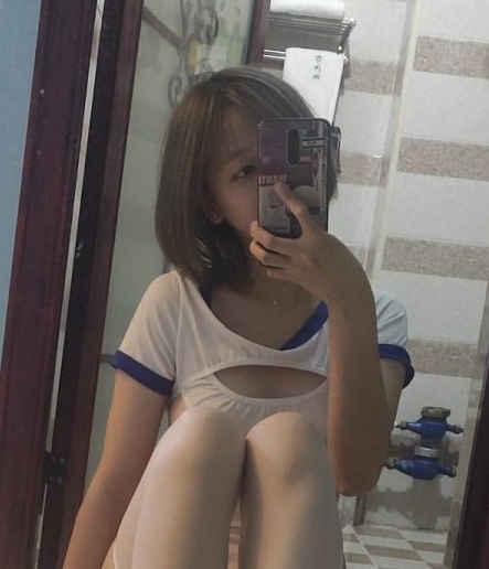 台湾情侣泄密完整版108P694M,闺蜜曝光大一美女私密生活,视频解压展示