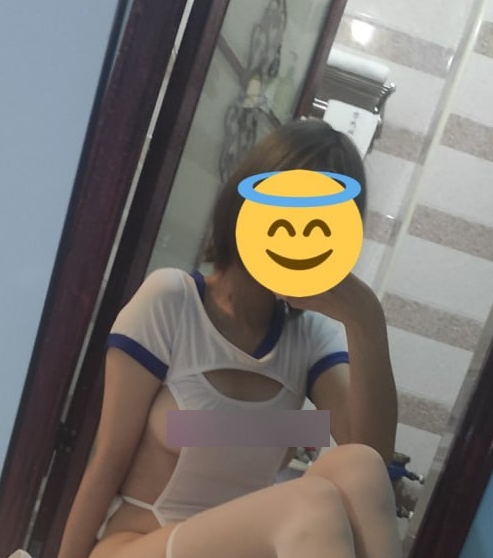 台湾情侣泄密完整版108P694M,闺蜜曝光大一美女私密生活,视频解压展示