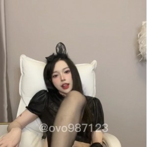 TS百度盘伪娘脸长TS伪娘酱酱整理合集22V940M，老王直播打包分享