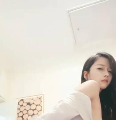 虎牙浮力姬1v1.08G主播合集小妖精太妖媚了