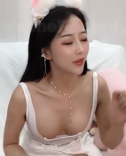 抖馒头舞小姨子stripchat双人互动2v767m超火辣