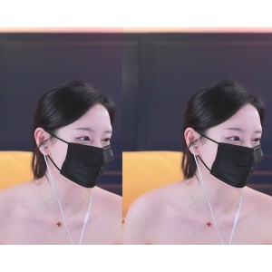 热舞沉沦美球VIP粉丝房一部1.3GB诱人