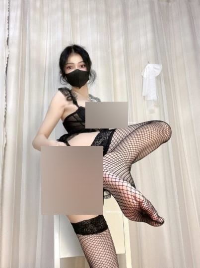 海提私拍反差狗子13套诱惑合集873MB媚态横生