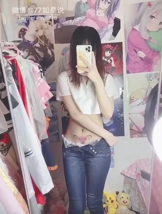 395M绝美身材推特77如是說银色纹身私拍29P+1V
