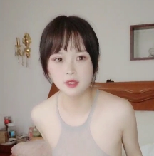 可爱学妹互动椅自拍视频1V565M绝美上位