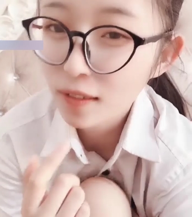 网红司语美腿丝足私拍单视频218M超诱惑