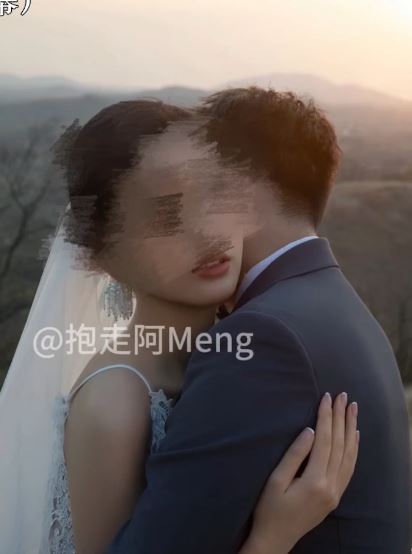 太湿滑推特抱走阿萌一只桃子95后小夫妻真实玩弄2V837M