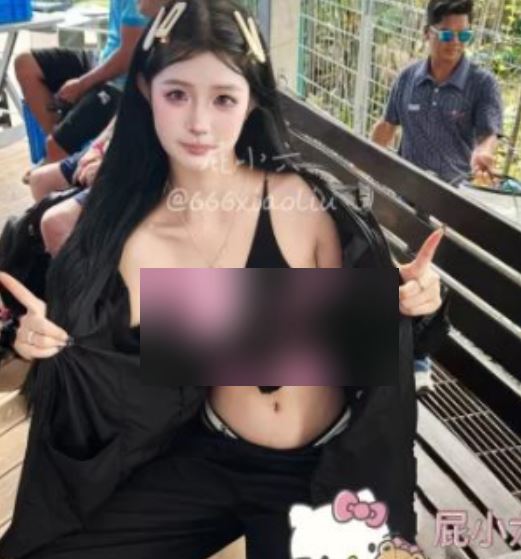 推特小屁mimi清纯脸蛋藏不住252V+122P合集4.04G真带感