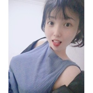 网盘小E游戏直播合集8部11.45G越南辣妹太敢玩
